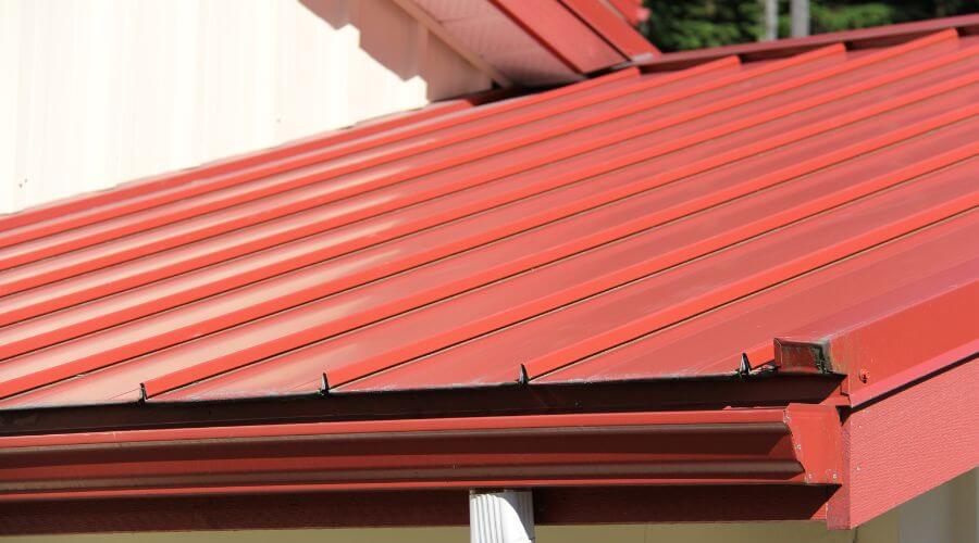 Roof Gutter Cleaning in Daggett, MI